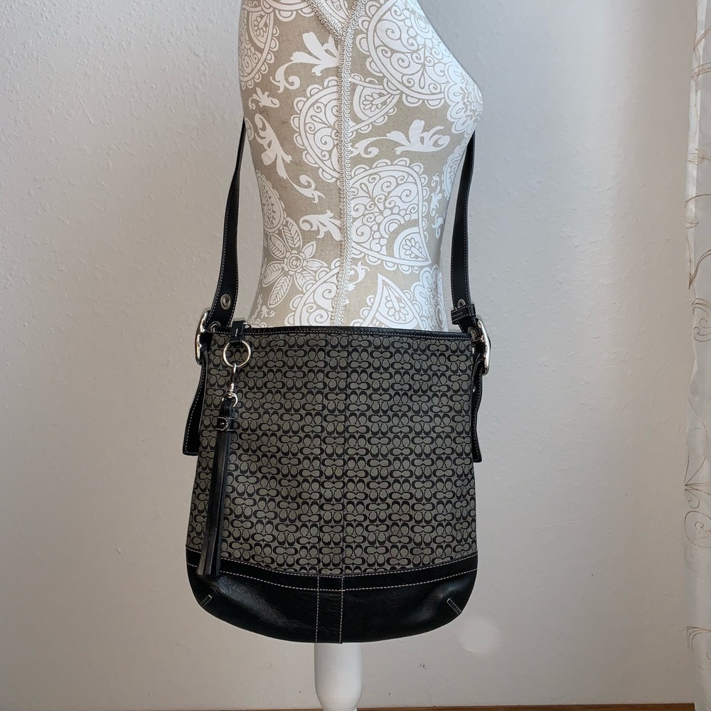 COACH F10417 Signature Slim Crossbody Leather Trim